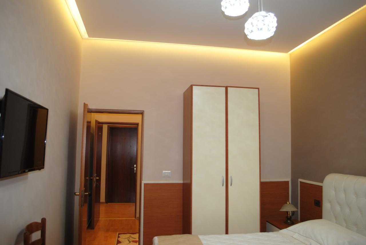 Hotel Palma Tirana Exterior photo
