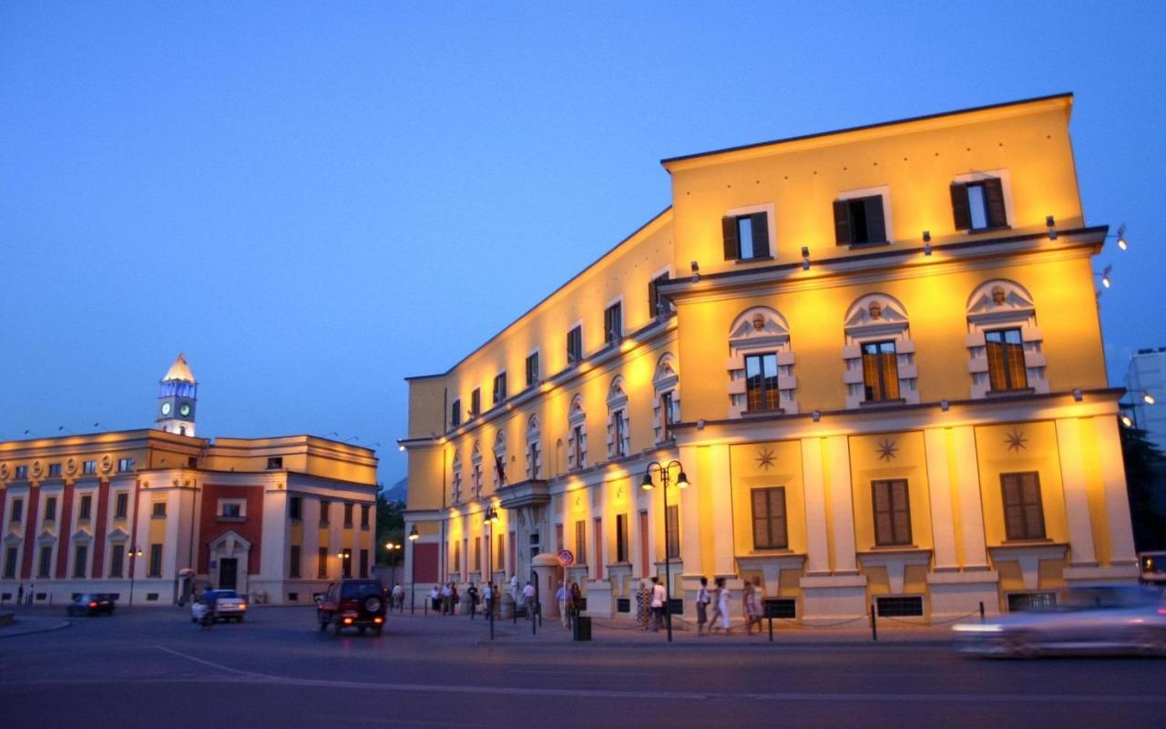Hotel Palma Tirana Exterior photo